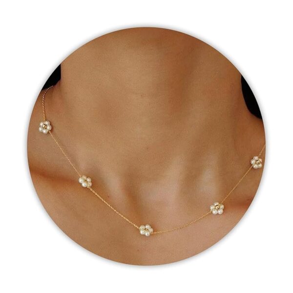 Daisy Pearl Necklace